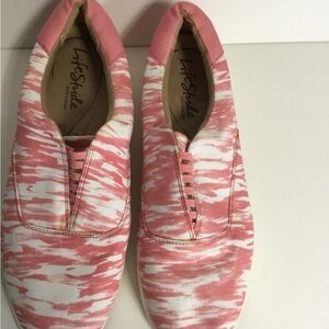 Life Stride Pink & White Slip-On Women’s Sneakers